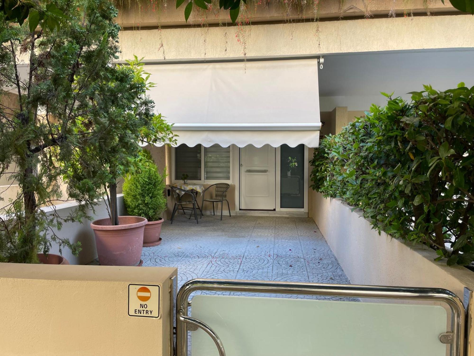 Aphrodite Studio Near Athens Floisvos Marina Exterior foto